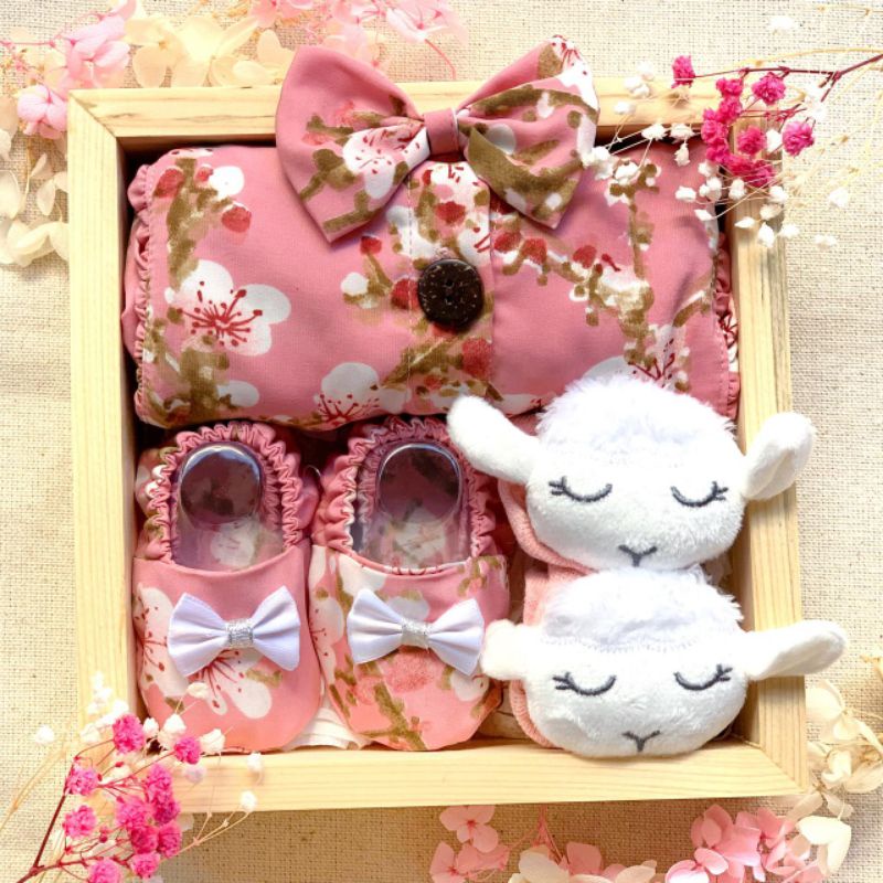 Lovely Set Hampers Bayi / Hamper Baby Girl / Kado