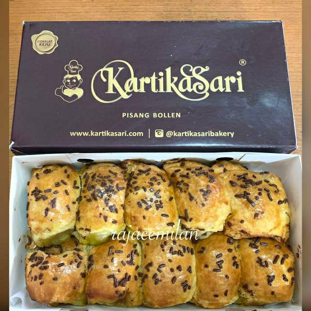 Jual Pisang Bolen Coklat Keju Kecil Kartika Sari Bandung/Cemilan Snack Kue Oleh Oleh Bandung | Shopee Indonesia