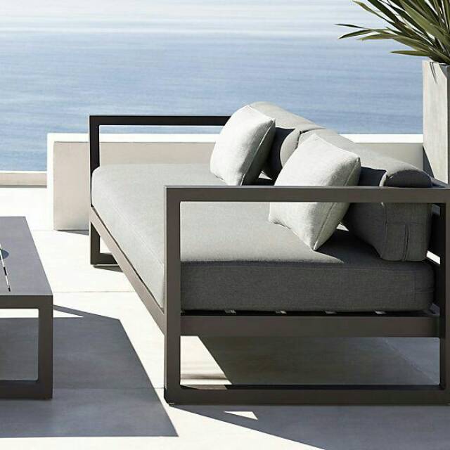 Jual Sofa 3 seat outdoor sofa living room cushion retro classic kursi