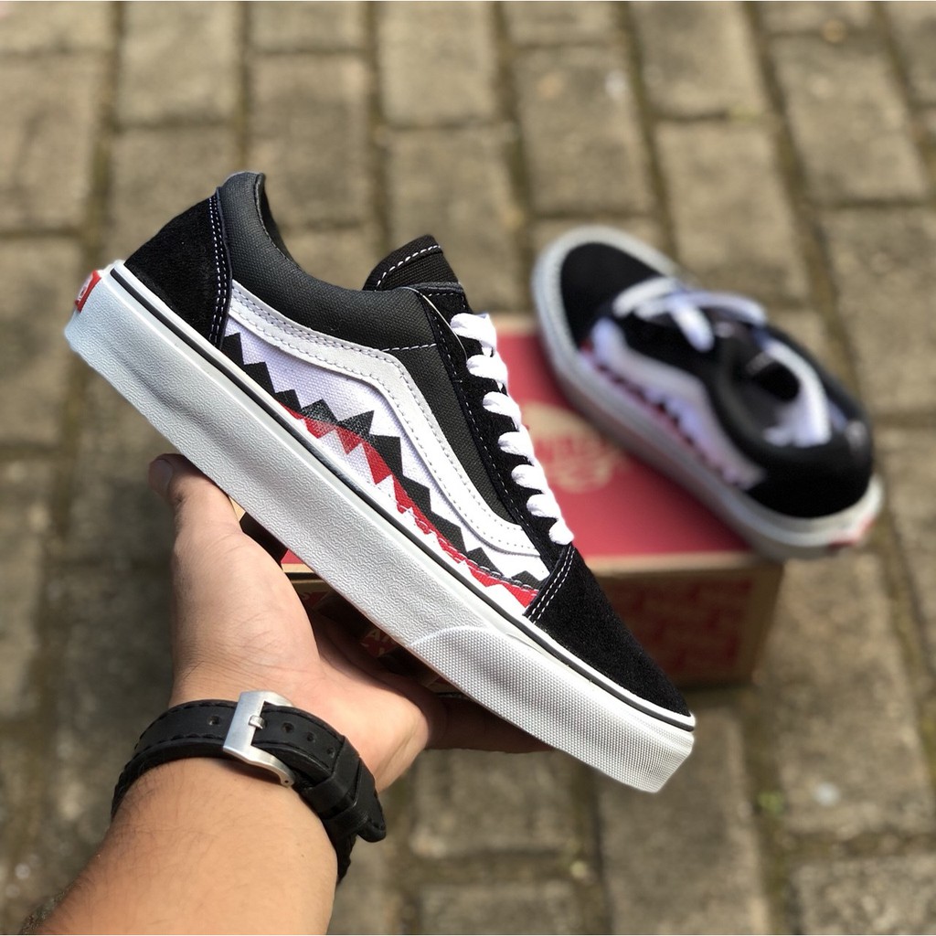 SEPATU VANS OLDSKOOL BAPE SHARK MOUTH BLACK WHITE PREMIUM Shopee
