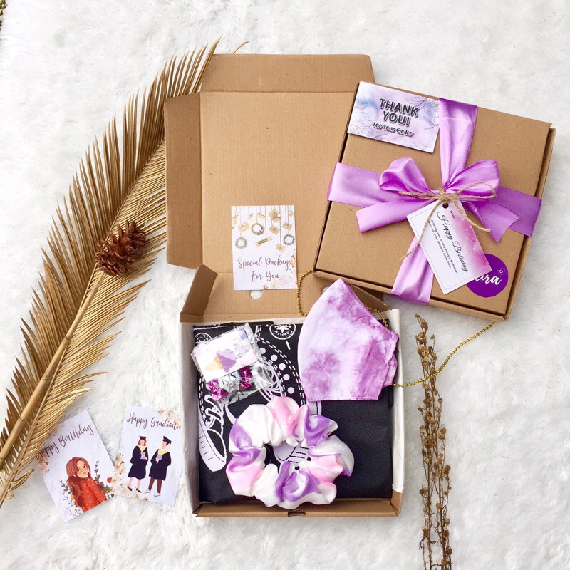 KADO ULANG TAHUN KADO WISUDA GIFT BOX BIRTHDAY