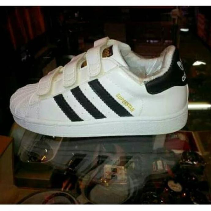 Jual Sale!! Adidas Superstar Kids List Gold & Black - 26, Putih Terbaru | Shopee Indonesia