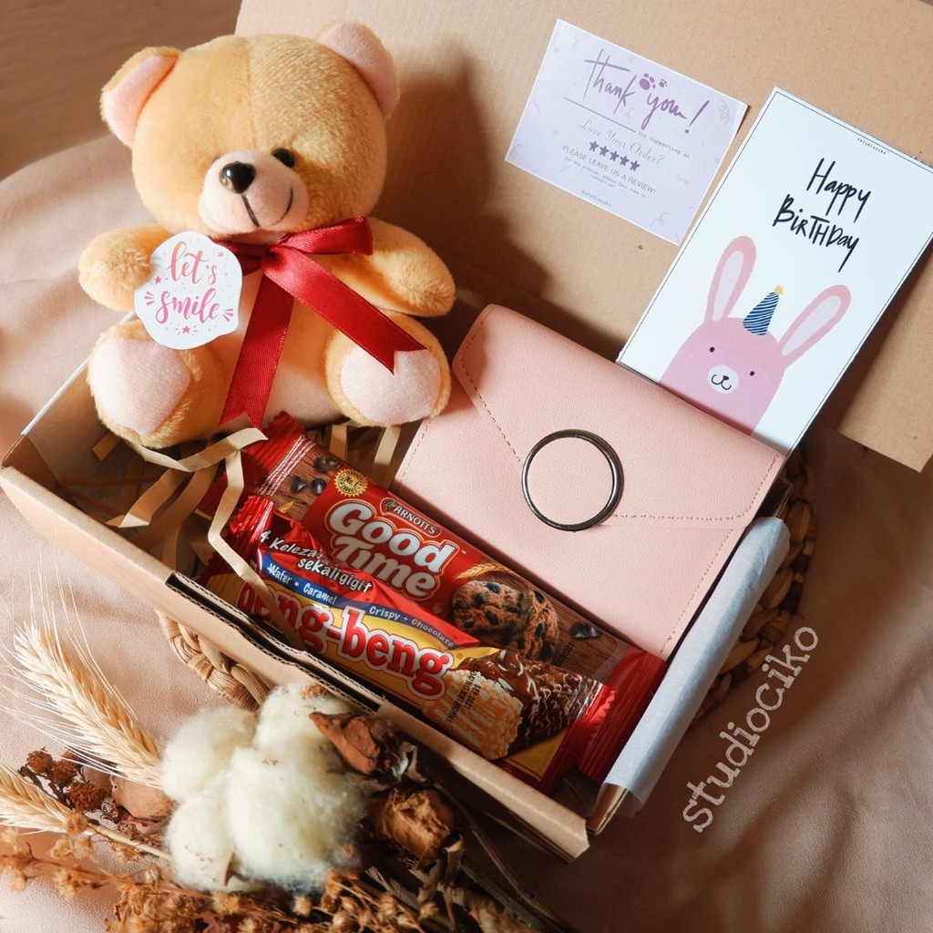 Jual Kado Wisuda Ulang Tahun Cewek Gift Box Birthday Graduation Hampers