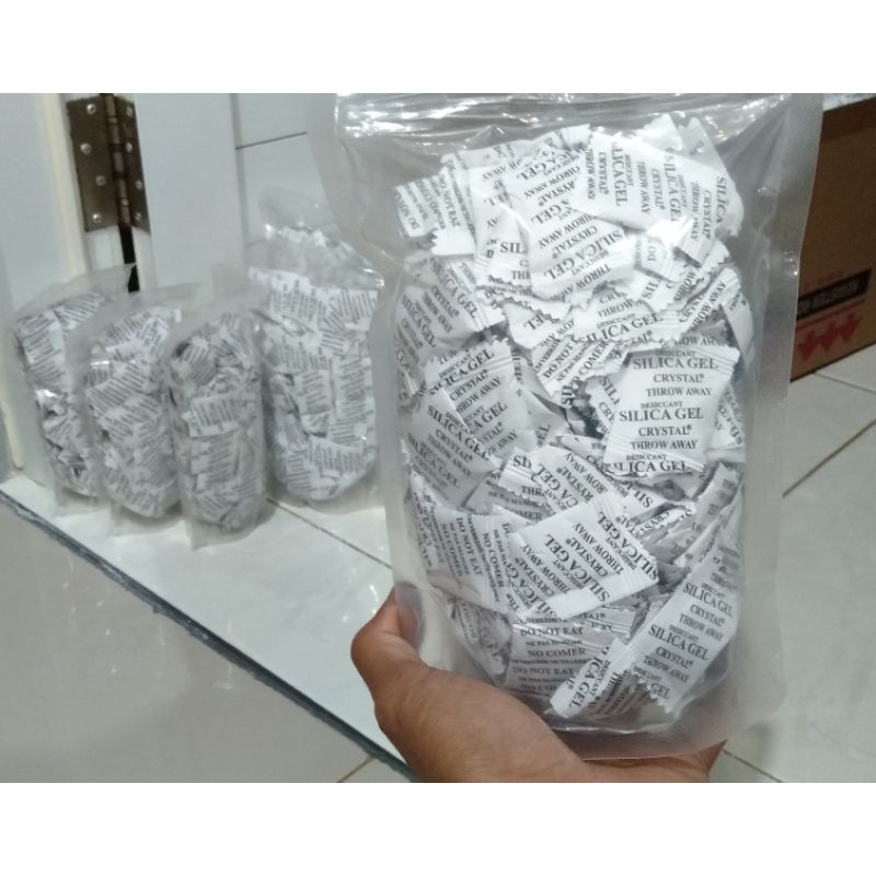 Jual Silica gel silika gel alami 250 gram pengawet Tas Sepatu Dompet