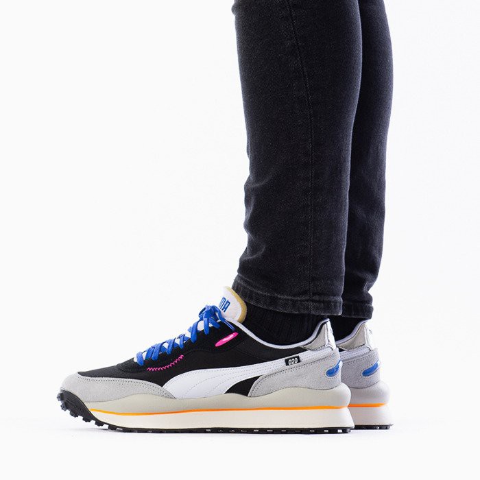 Jual Sepatu Casual Puma Style Rider Play On Black-High Rise 371150 02 | Shopee Indonesia