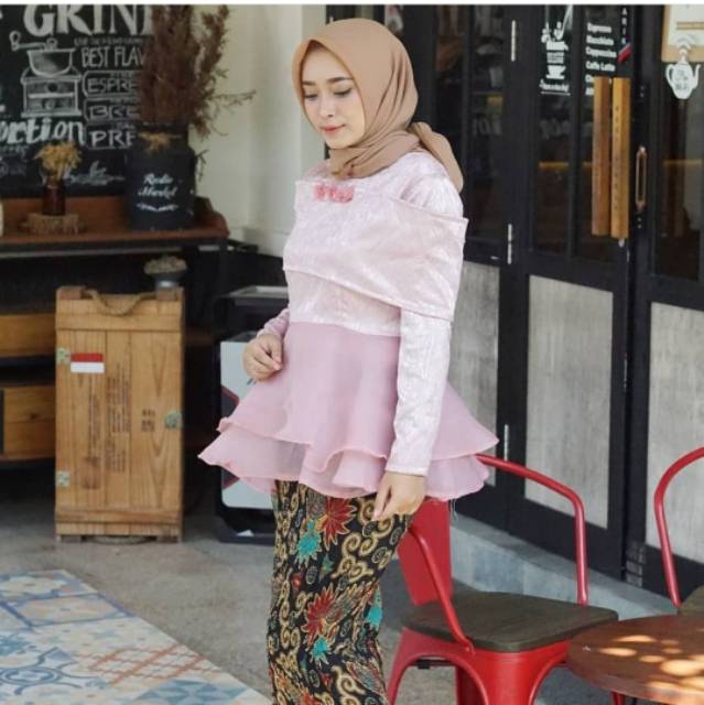 30+ Trend Terbaru Gamis Batik Kombinasi Organza Retired and Crazy