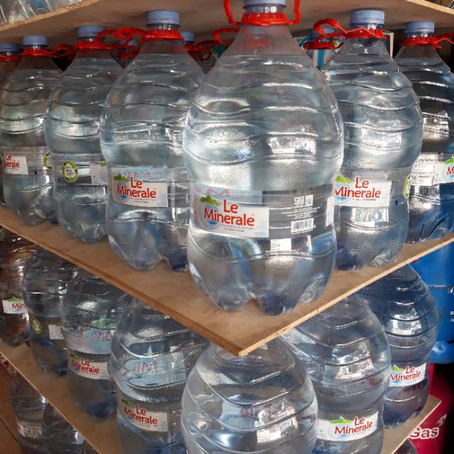 Le Minerale Galon Sekali Pakai Air Mineral 15 Liter Shopee Indonesia