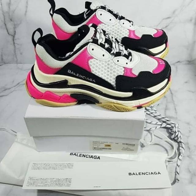 Jual Balenciaga Triple S Multicolor - Pink Black White | Shopee Indonesia