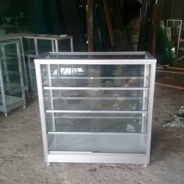 Lemari Etalase Ukuran 1 Meter LEMARILA