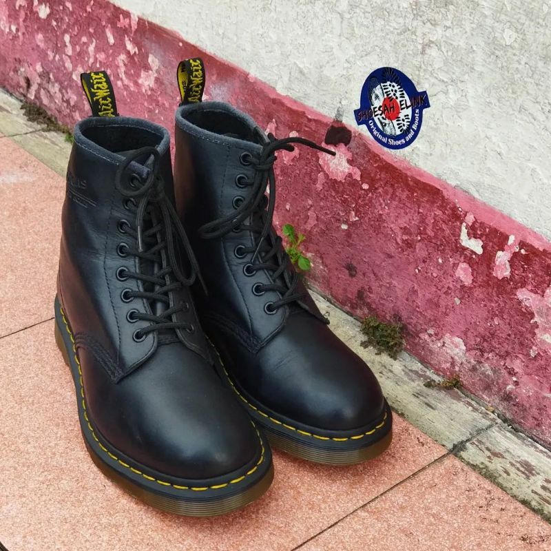 Jual Dr.martens 1460 Black Greasy (Mic) | Shopee Indonesia