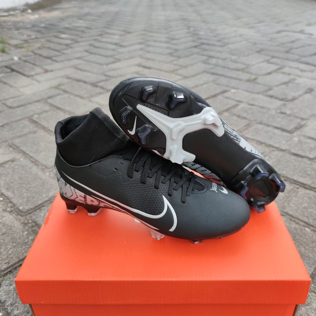 Jual Sepatu Bola Nike Mercurial Superfly 7 Academy Fg Black Silver | Shopee Indonesia