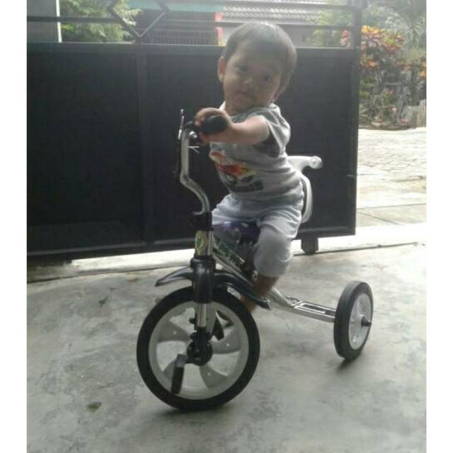 Sepeda Roda Tiga Yoe Yoe sandaran Chrome Shopee Indonesia