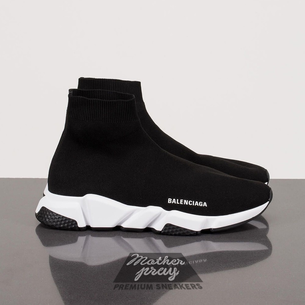 UA Balenciaga speed trainer Very comfy Shoe is high quality