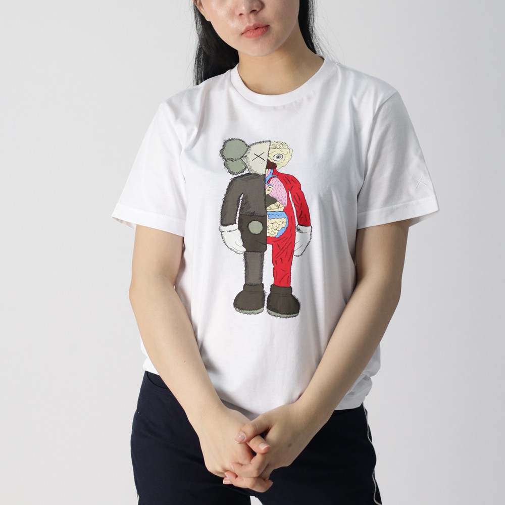 KAOS WANITA / CEWEK STREETWEAR UNIQLO X KAWS WOMAN TShirt 18813