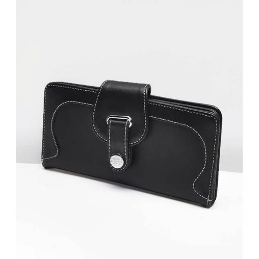 I am selling a Sophie Martin import sling bag for women.