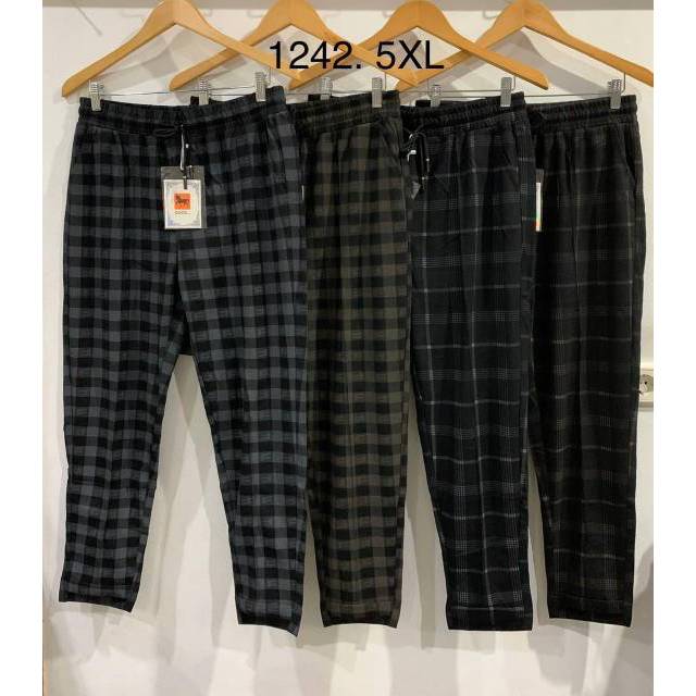 READY!!! CELANA ZARA IMPORT MOTIF KOTAK CODE 1242 SIZE 5XL Shopee Indonesia