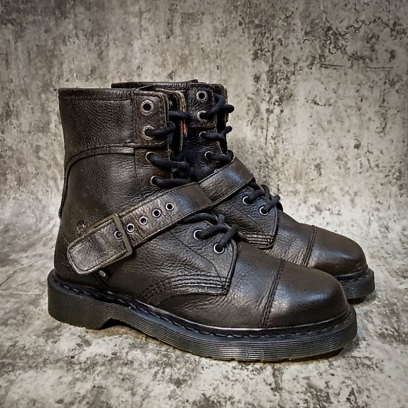 Jual dr martens triumph belt 8 hole ( docmart second )