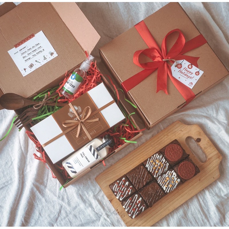 Hampers Natal dan Tahun Baru Brownies Fudgy Premium