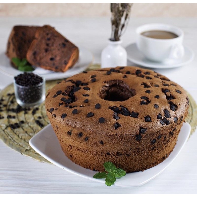 Jual Chiffon Cake Coklat Chocolate Chips Keju Pandan Holland Bakery | Shopee Indonesia