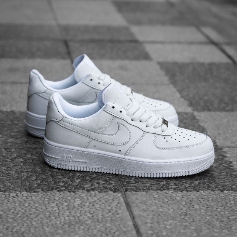 Jual New Arrival Nike Air Force 1 Full White | Shopee Indonesia