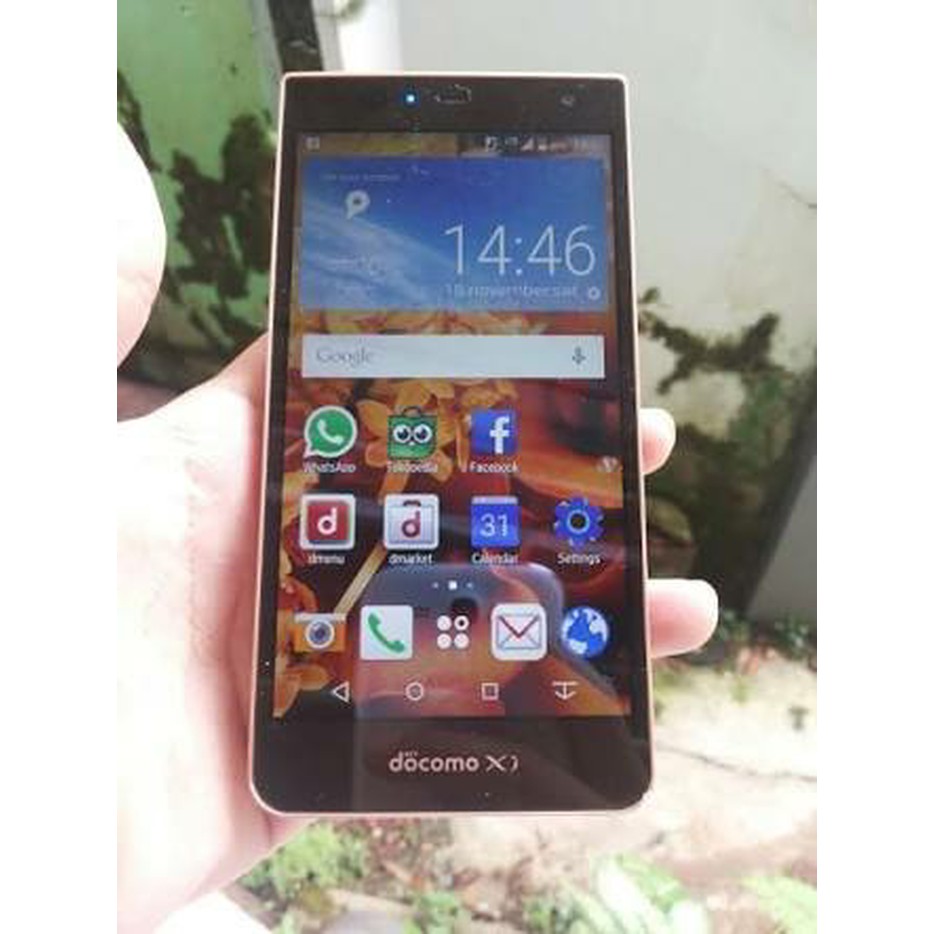 [Handphone Second] Fujitsu F05F 4G LTE Fingerprint 2GB/32 GB Waterproof