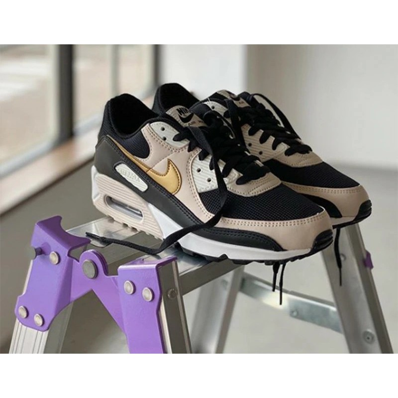 Jual Sepatu Nike Airmax Air Max 90 Black Metallic Gold Summit White | Shopee Indonesia