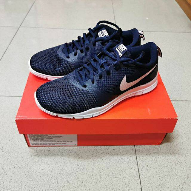 Jual Sepatu Sneakers Wanita Nike Flex Essential Tr Women | Shopee Indonesia