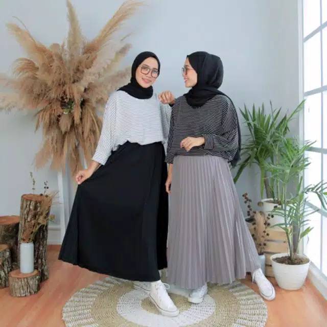 Rok plisket jumbo /FLARE SKIRT ROK PLISKET PLISKET