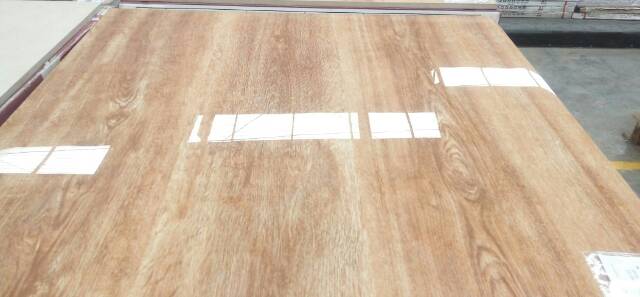 Jual Granit Glossy Motif Serat Kayu Coklat 60X60 Perdus Merk Kia Kw 1 Gratis Ongkir | Shopee Indonesia