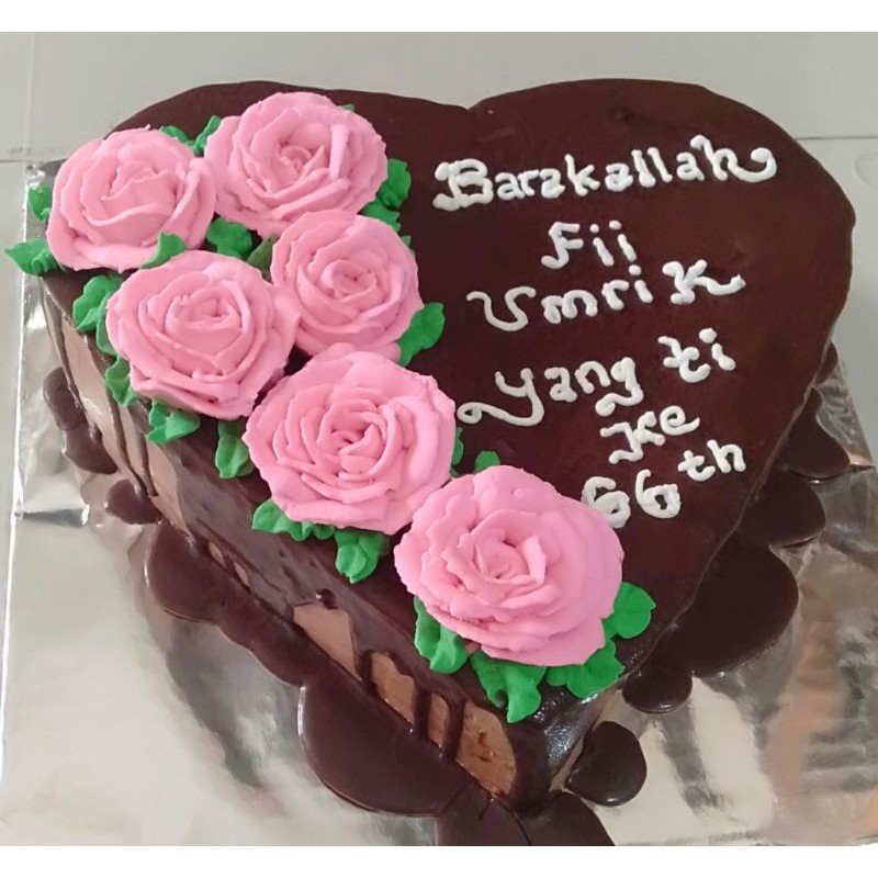 Jual Kue Tart Coklat Siram Bentuk Love | Shopee Indonesia