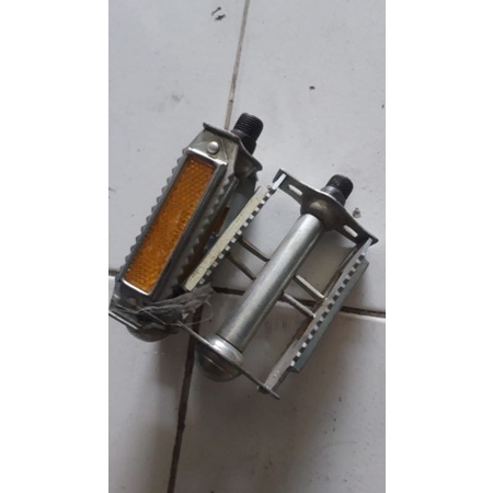 Jual Pedal Sepeda Balap Jadul Vintage Nos Terbaru Termurah | Shopee Indonesia