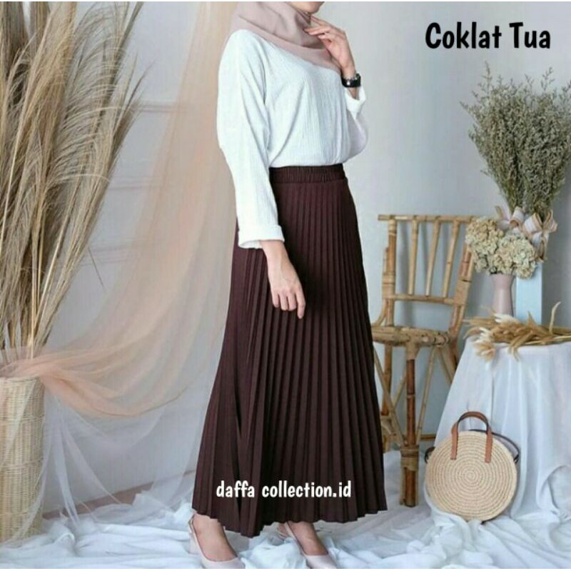 Jual Rok Plisket Premium Warna Coklat Tua/Dark Brown | Shopee Indonesia