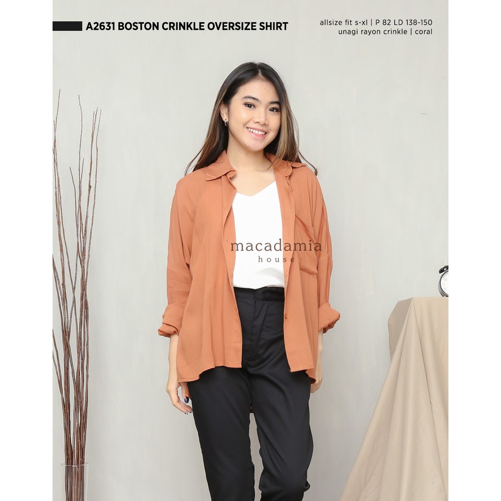 A2631 BOSTON CRINKLE OVERSIZE SHIRT MACADAMIA HOUSE
