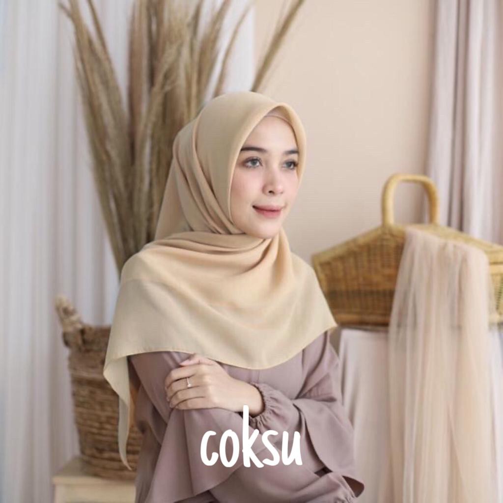 Jual [[Terlaris]] Jilbab Segiempat Bella Square Coklat Susu Termurah | Shopee Indonesia