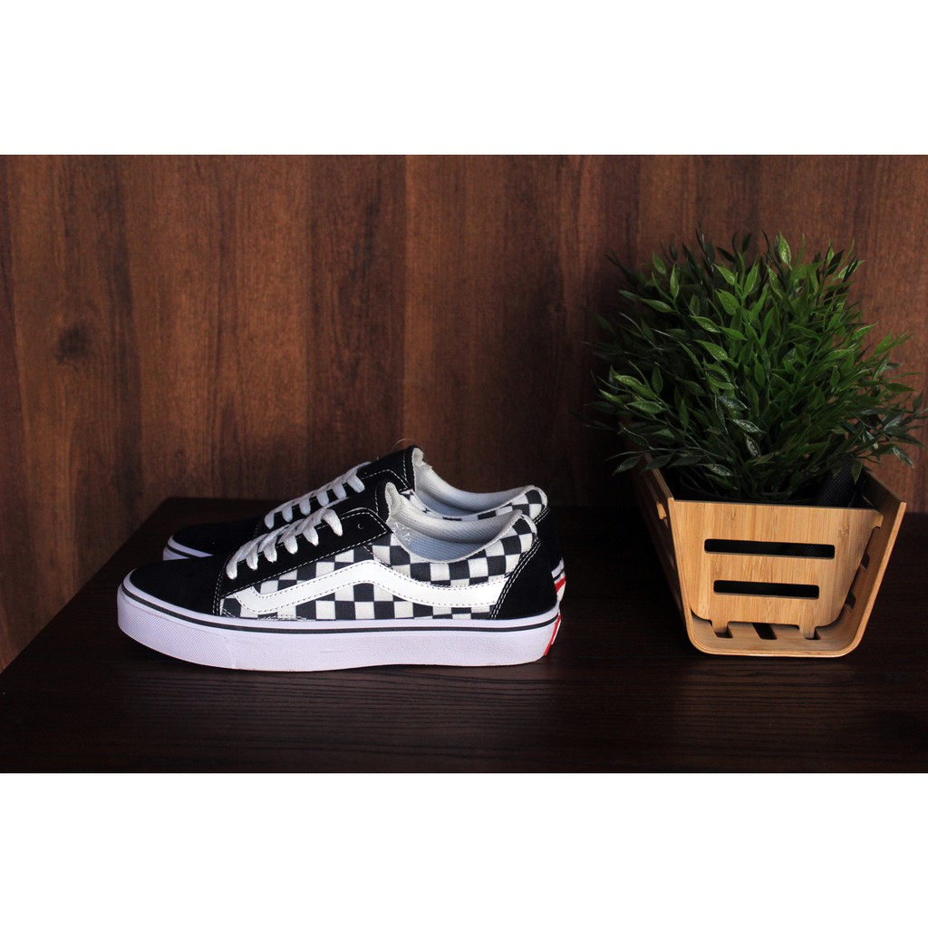 SEPATU VANS AUTHENTIC FULL BLACK HITAM POLOS WHITE PUTIH OLDSKOOL ERA
