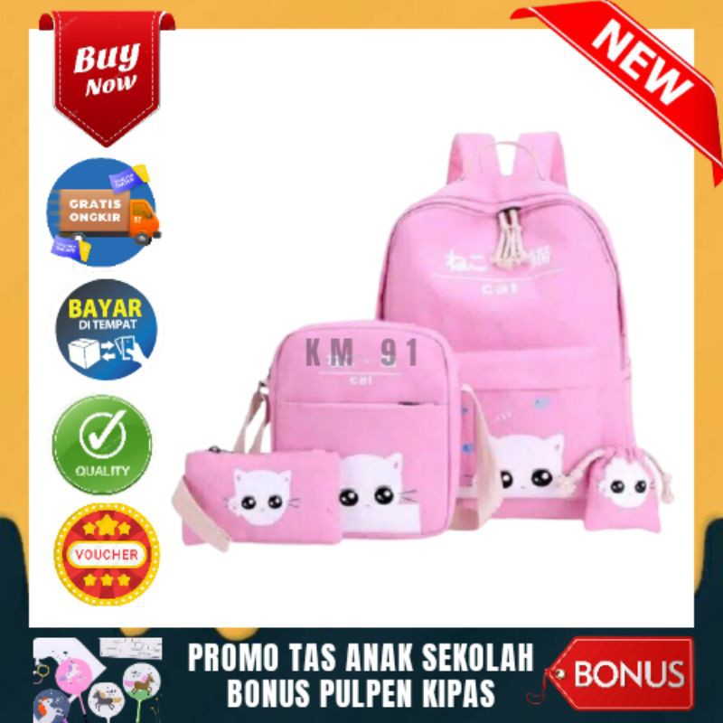 Tas untuk anak perempuan di taman kanak-kanak bisa berupa tas tangan, tempat pensil, dan tas tangan kecil.