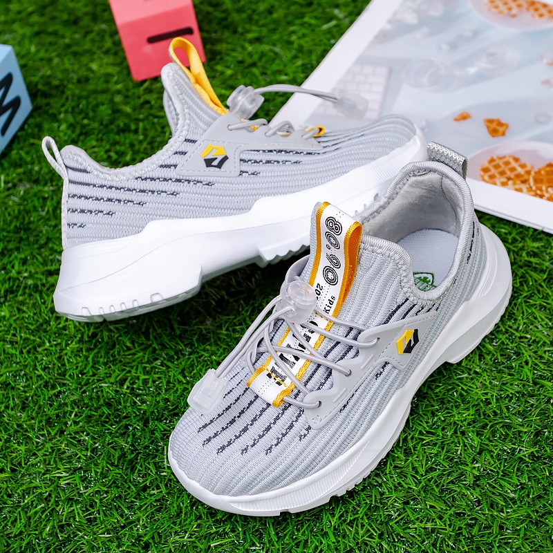 Musim panas 2020 sepatu olahraga anakanak baru, kelapa terbang anyaman