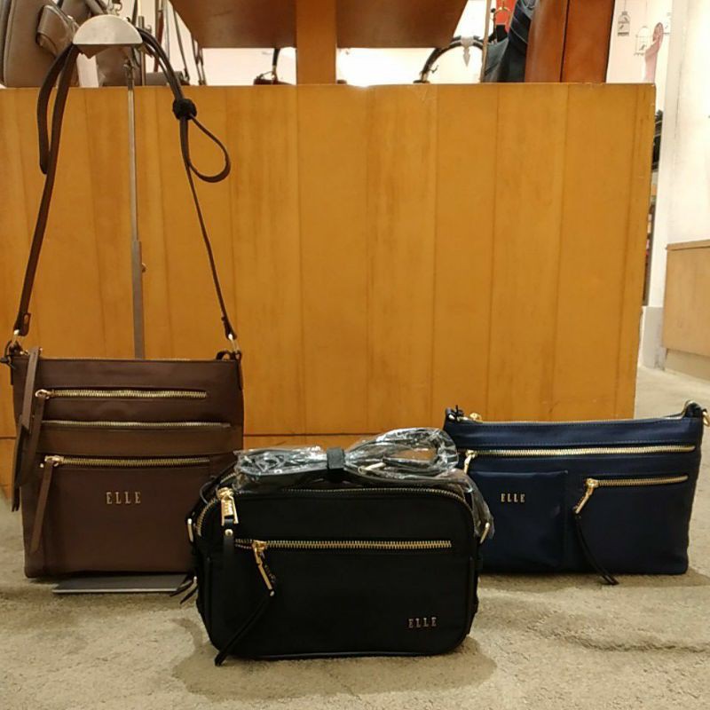 Tas Selempang Wanita