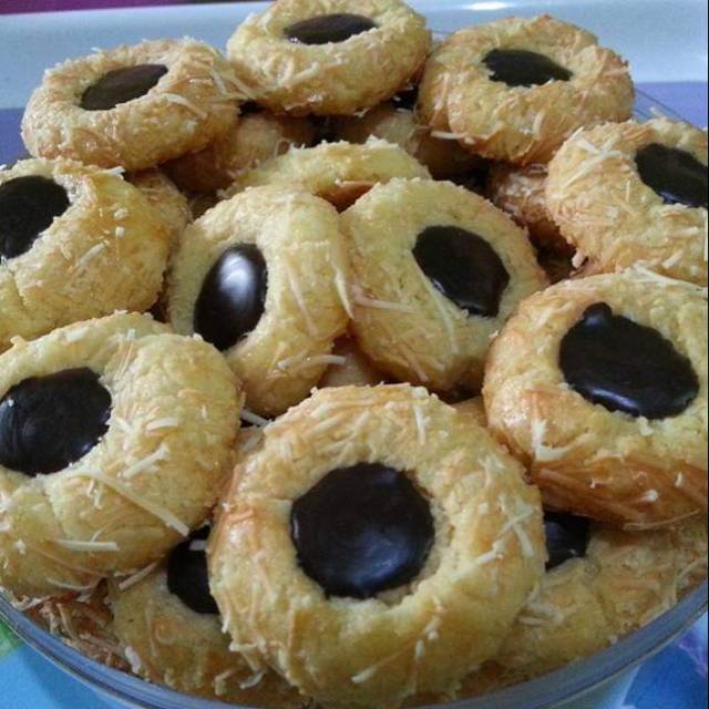 Jual Kue Kering Thumbprint Coklat-Keju | Shopee Indonesia
