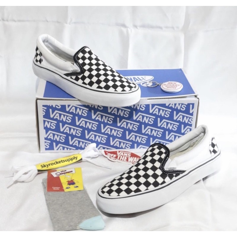 SEPATU VANS SLIP ON CATUR TERBARU TERMURAH SEPATU SEKOLAH SEPATU PRIA