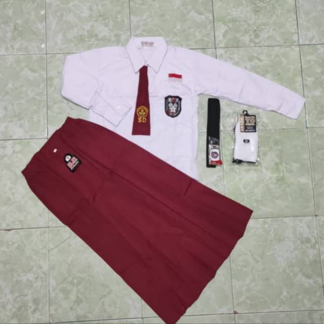 Jual Setelan Seragam Sd Merah Putih Perempuan Lengkap Indonesia|Shopee  Indonesia