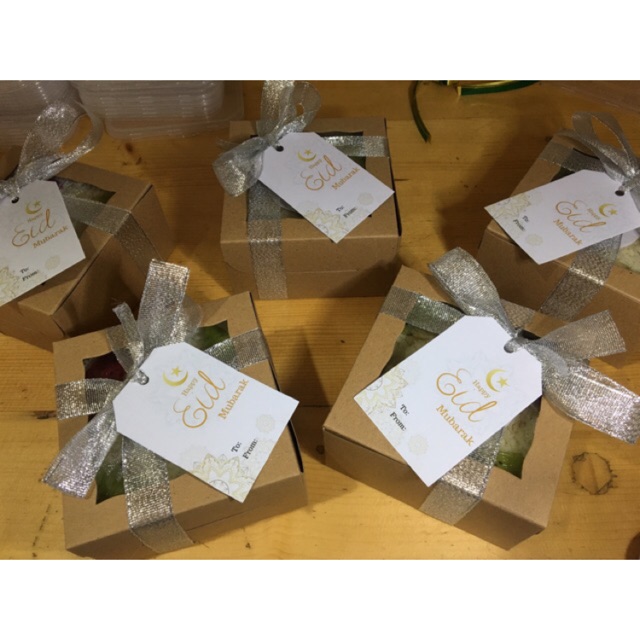 Mini Hampers Dessert (include box, pita, kartu ucapan dan