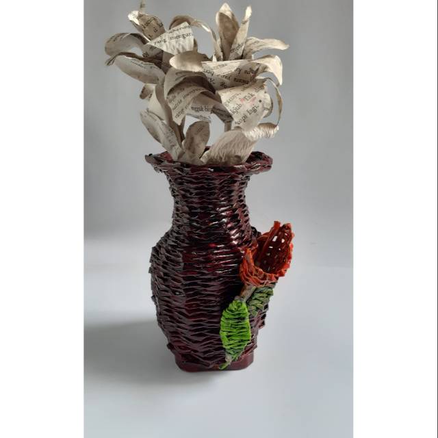 Vas bunga kreasi kerajinan koran, | Shopee Indonesia