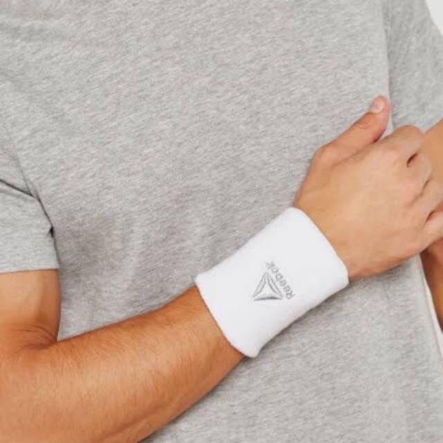 Jual REEBOK WRISTBAND 2 PCS Shopee Indonesia