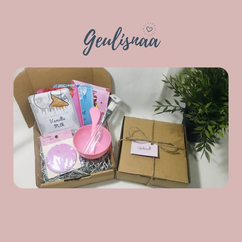 HAMPERS GIFT BOX MASKER BY LEA GLORIA (untuk wisuda/ulang