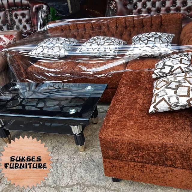 Jual Kursi Sofa L Jumbo Fullset Kain Daphnie Warna Coklat Ruang Tamu Keluarga Modern Meja Kaca Stainless | Shopee Indonesia