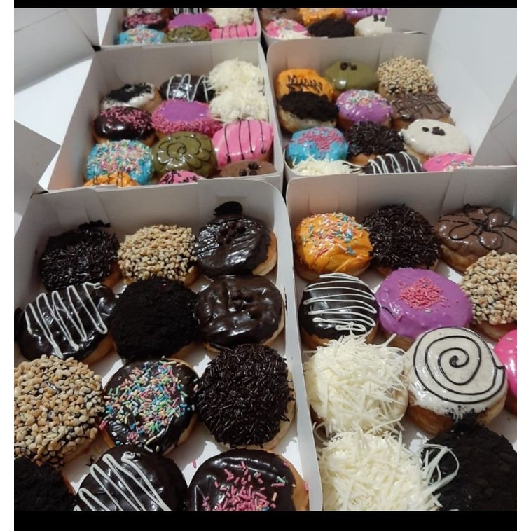 Donat jco isi 12 pcs Rp.45.000 Shopee Indonesia