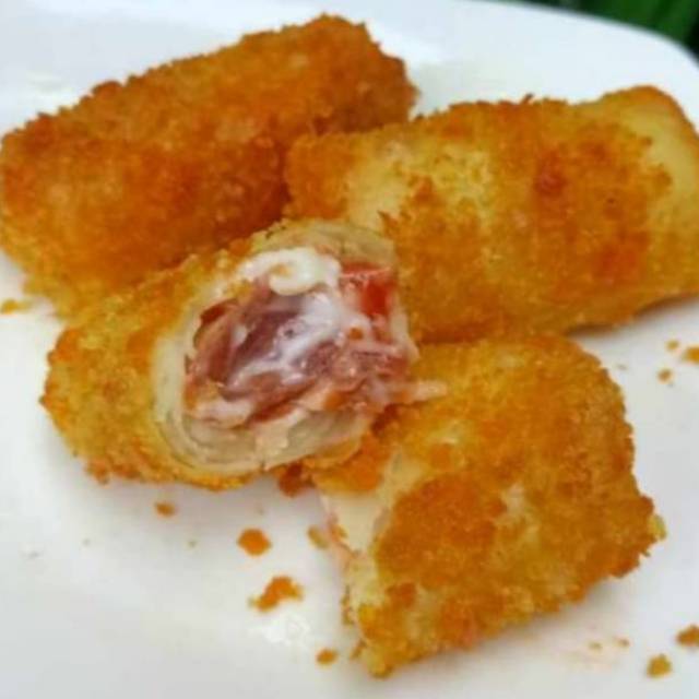 Risoles smoked beef risol isi sayur + daging homemade