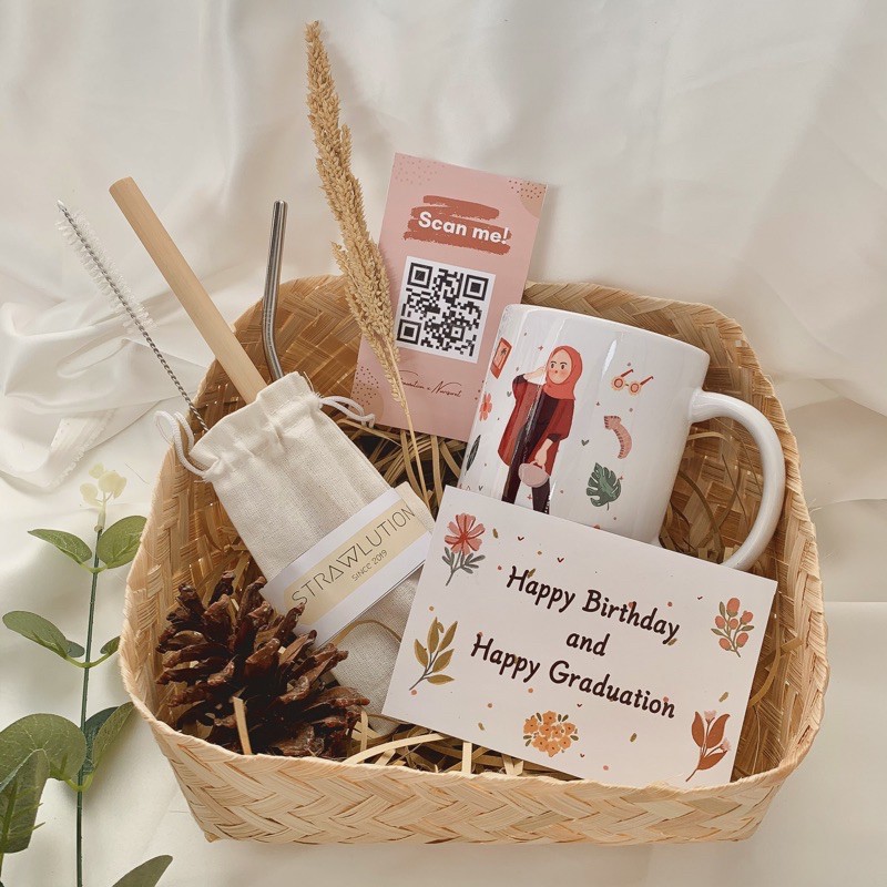 Hampers mug / kado wisuda / hadiah ulangtahun/ hadiah