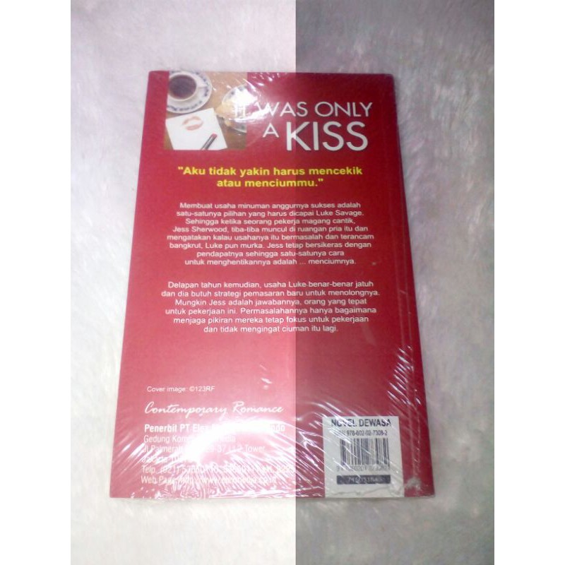 Jual HQ Blush | It Was Only a Kiss | Joss Wood Indonesia|Shopee Indonesia